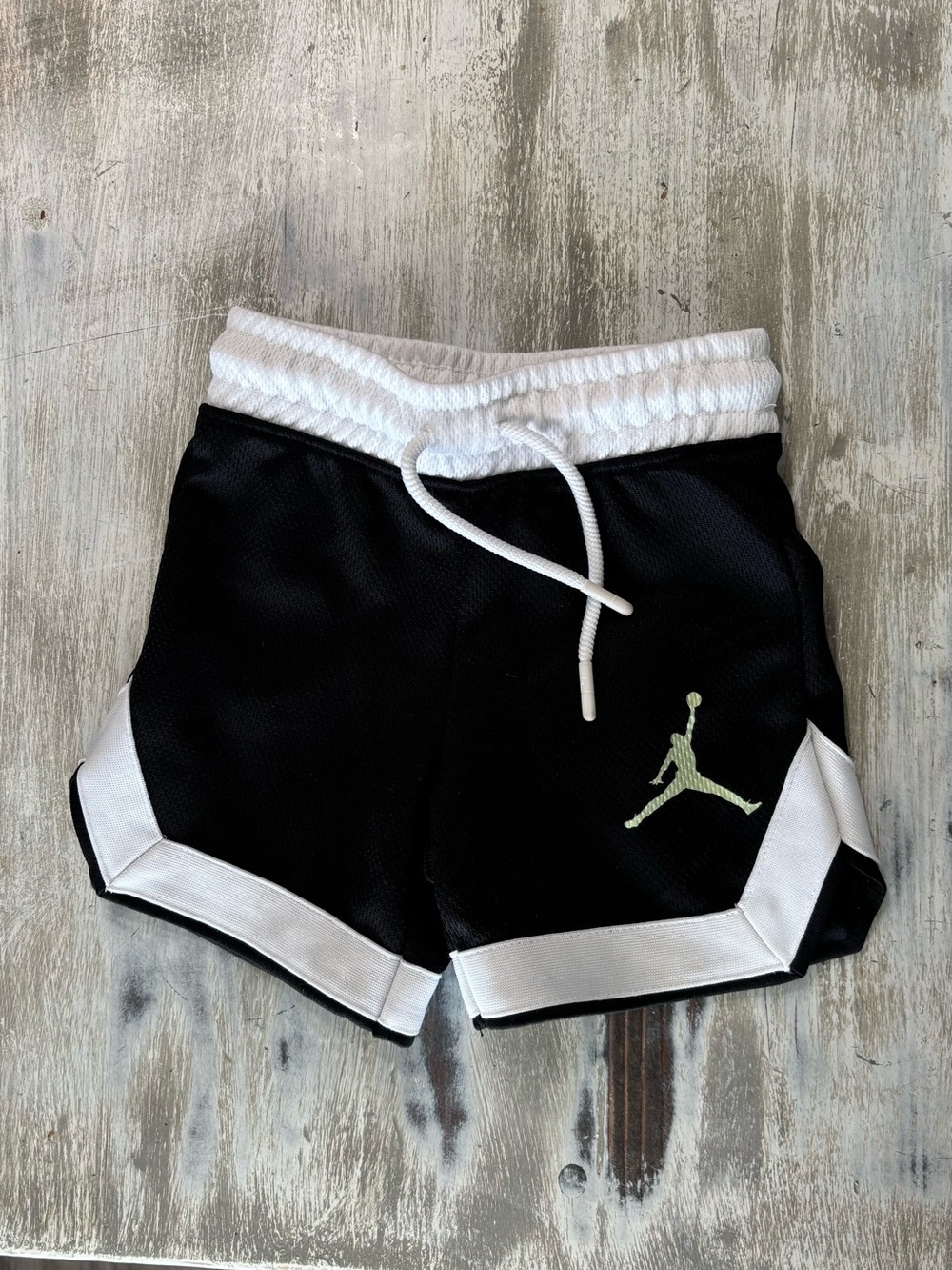 NWOT Jordan Toddler Boy Shorts 2T